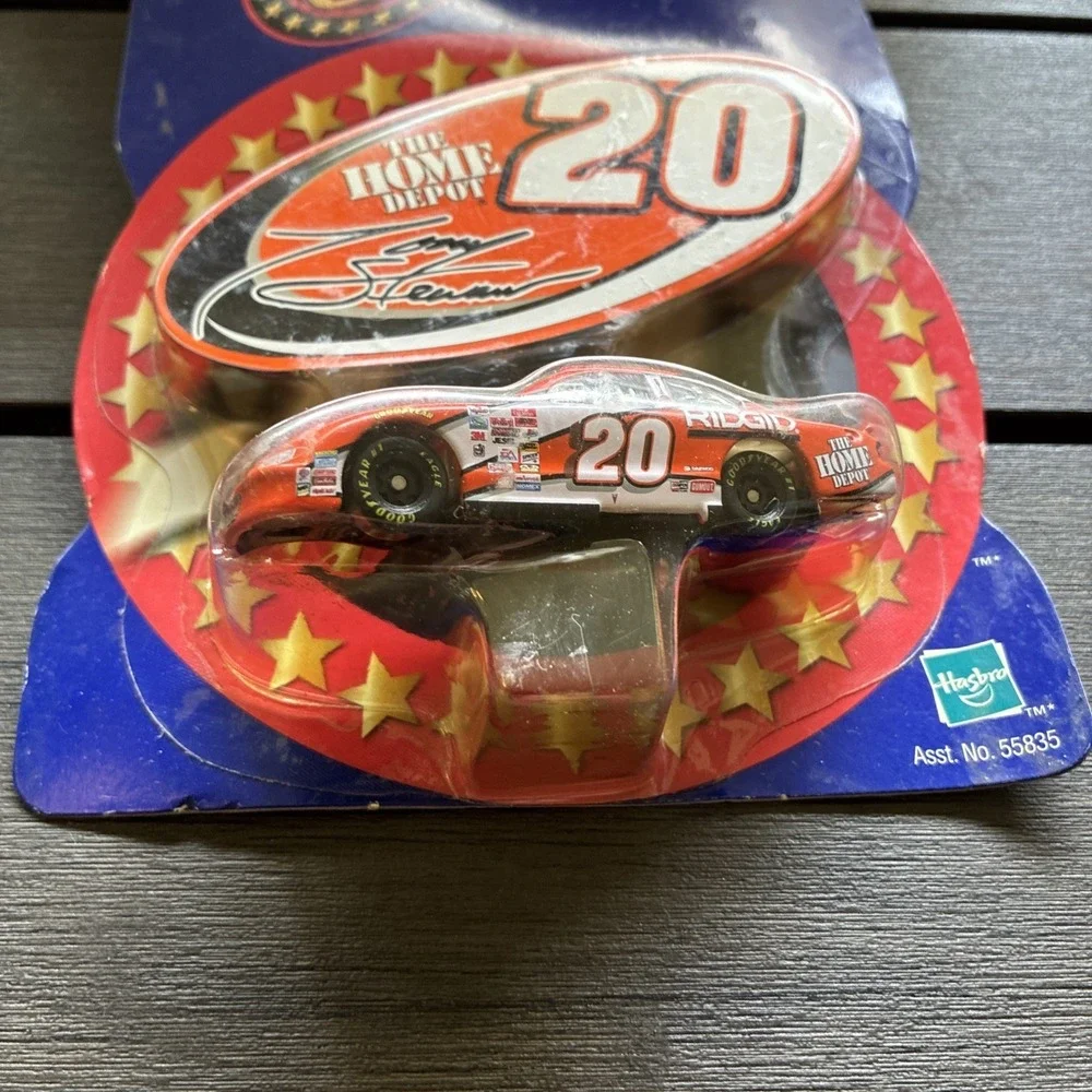 Winner's Circle NASCAR Tony Stewart #20 Home Depot 1:64 Diecast